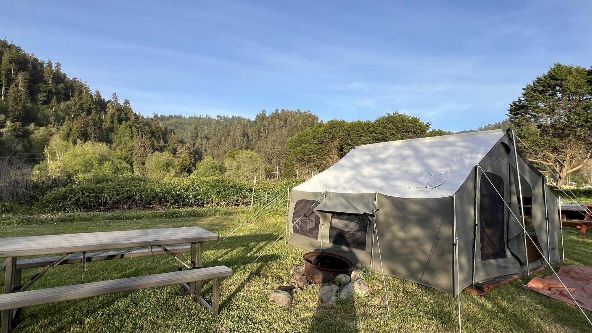 Glamping Tent On The River Klamath Exterior photo