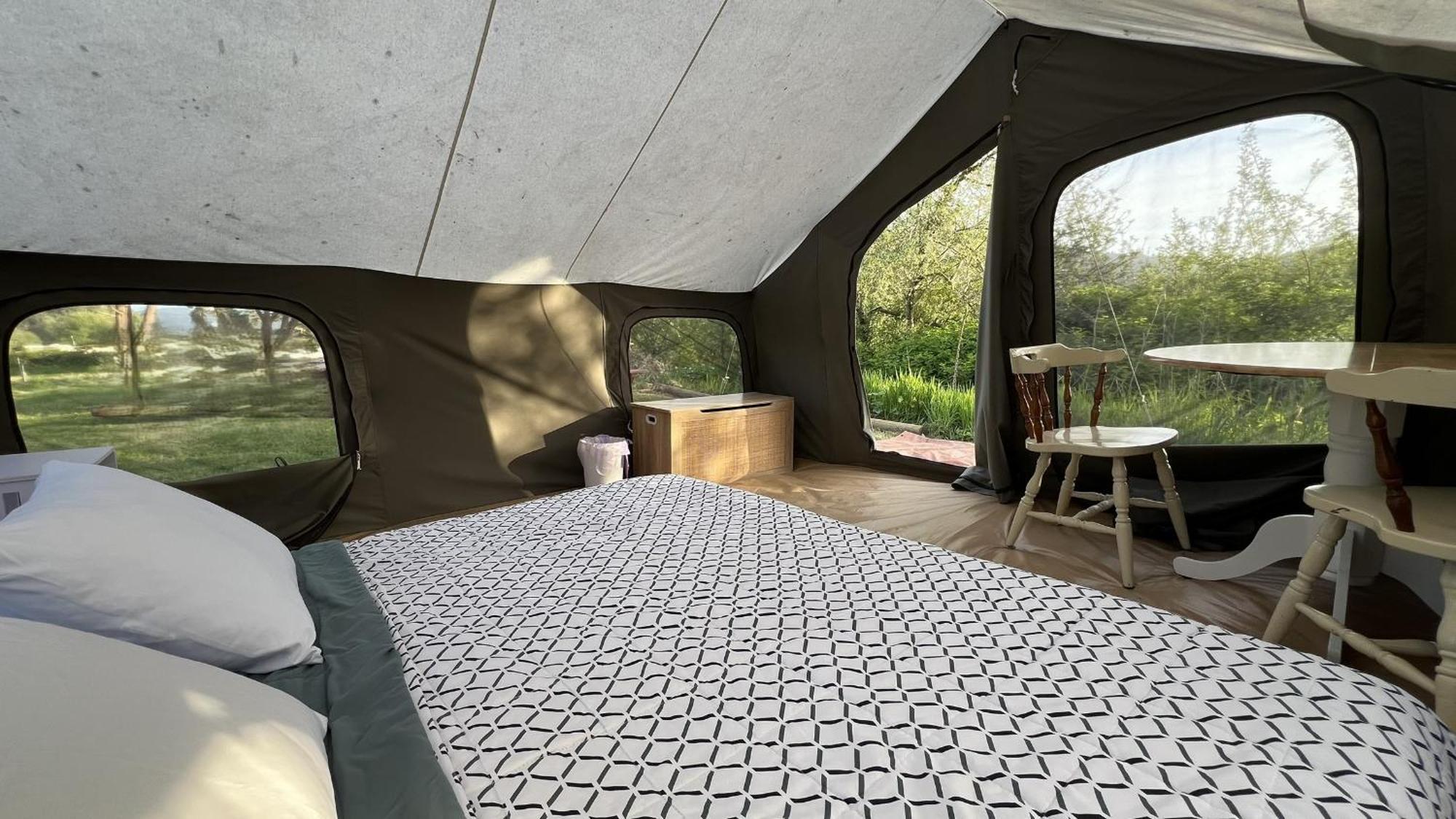 Glamping Tent On The River Klamath Exterior photo